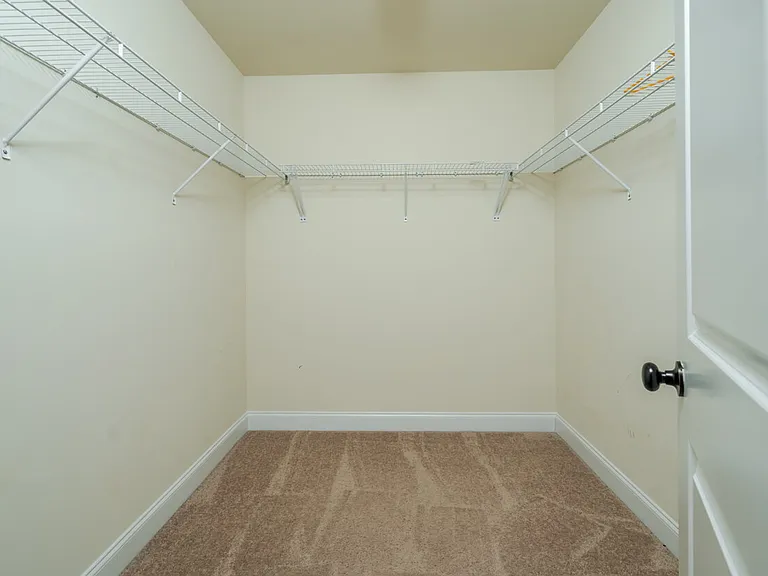 965 McCathern Ave — Photo 33