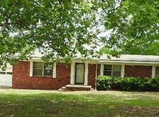 3108 N Forest Park Dr, Oklahoma City, OK 73121