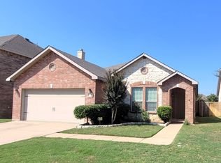 8845 Noontide Dr, Fort Worth, TX 76179