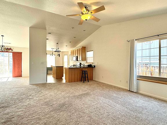 3rd image of 1300 Shadow Mountain Dr