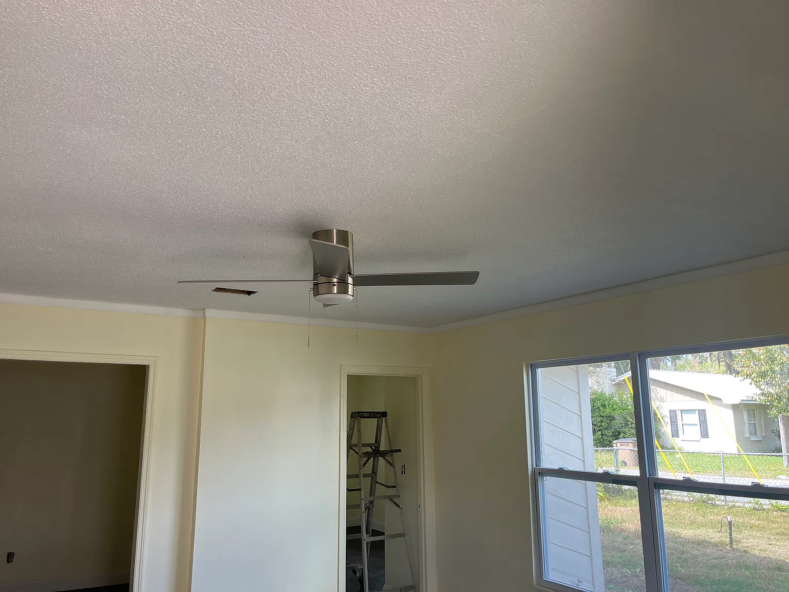 3 bed, 1244 sqft, $1,700 — Photo 2