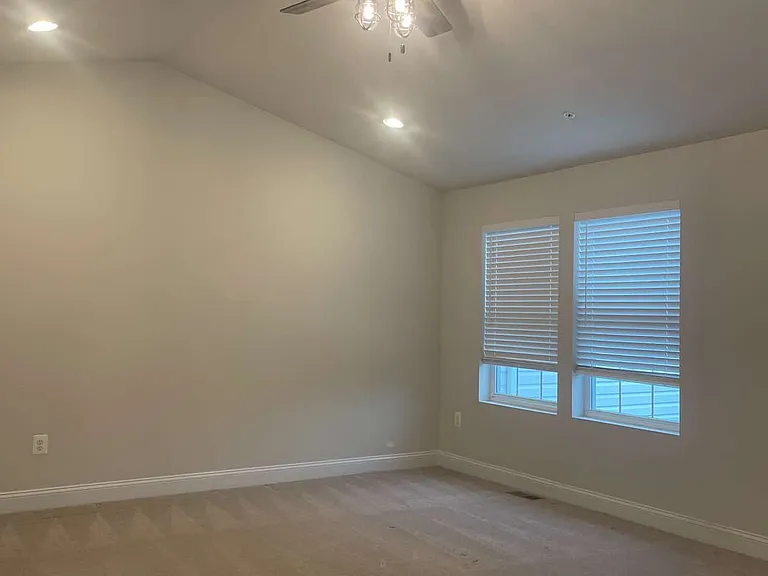 1527 Witchhazel Cir #1 — Photo 14