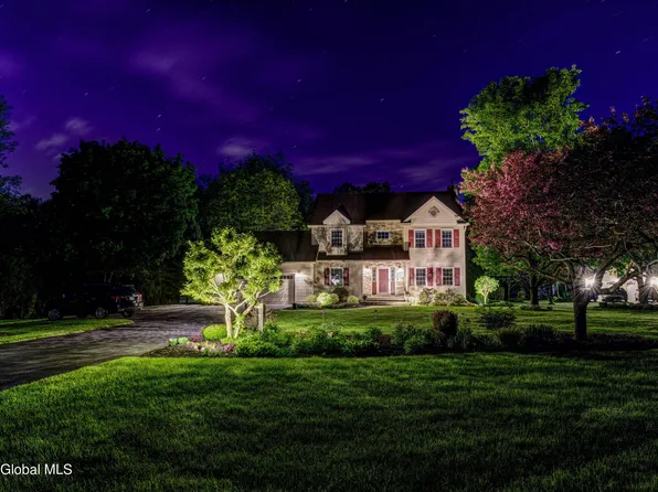 10 Marian Court, Altamont, NY 12009