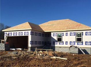 2 Bonnie Brk, Cross Plains, TN 37049