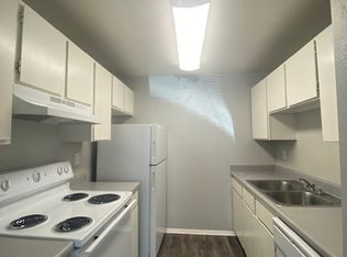 1825 Zebulon Dr #D, Colorado Springs, CO 80910