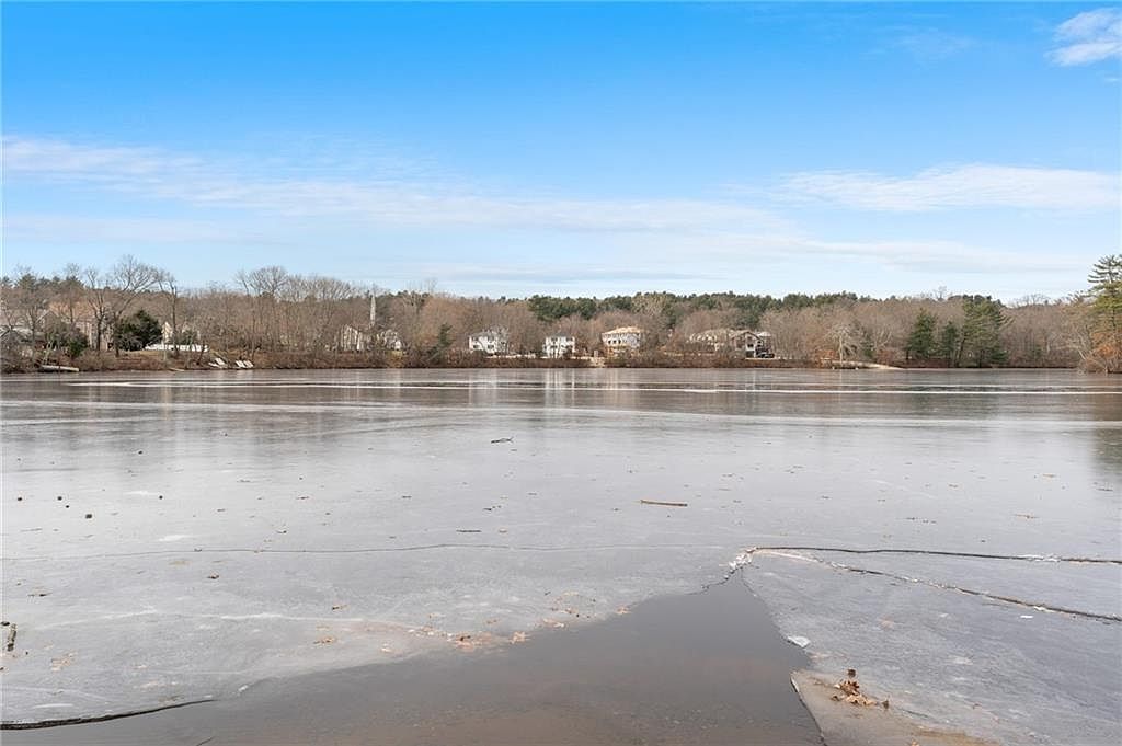 25 Stillwater Rd 1, Smithfield, RI 02917 Zillow