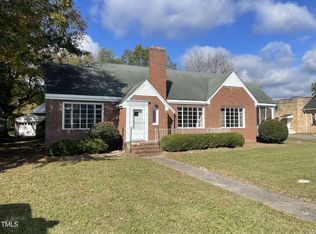 101 S Peedin Ave, Pine Level, NC 27568