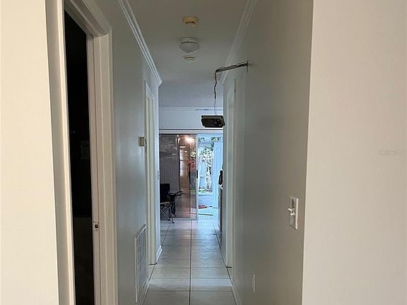 3rd image of 3021 W Tampa Bay Blvd