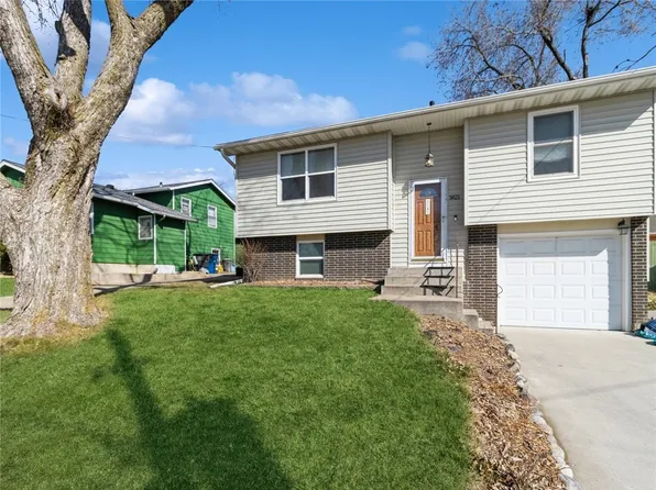3821 SE 15th Ct, Des Moines, IA 50320