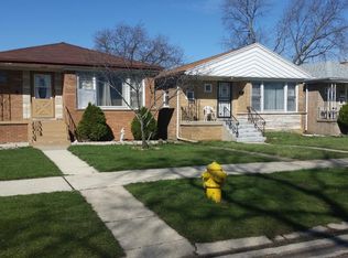 15912 Finch Ave, Harvey, IL 60426