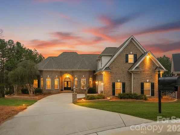458 Inverness Pl, Rock Hill, SC 29730