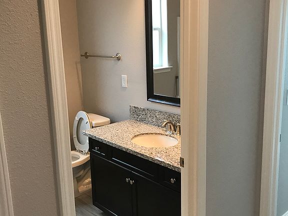 3rd image of 380 Joya Dr