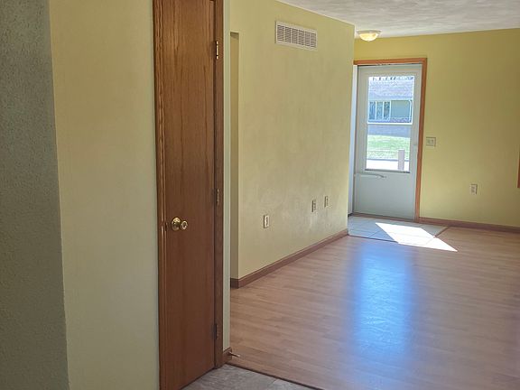 2nd image of 1414 Myra Ave #2