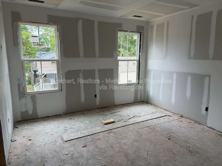 1203 Fern St — Photo 23