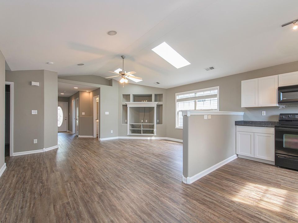 1st image of 177 Blue Heron Pl