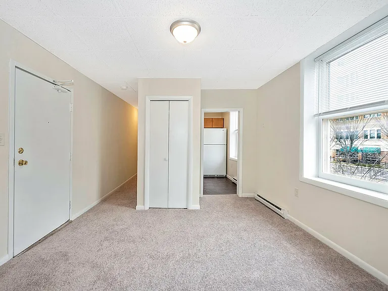Step into this inviting apartment, featuring ample lighting and modern finishes.