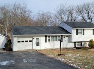 19 Klan Dr, Wolcott, CT 06716
