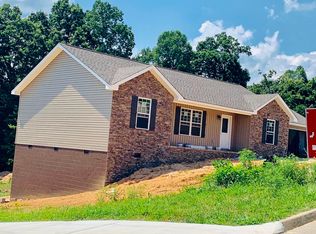 Altina Cir, New Tazewell, TN 37825