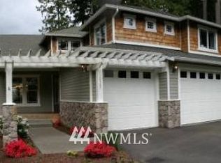 10507 Robbers Roost Rd, Edmonds, WA 98020