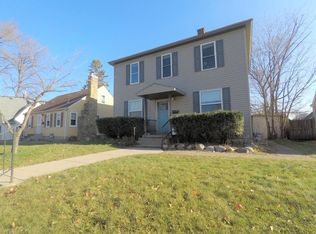 17 7th Ave N APT 3, Hopkins, MN 55343