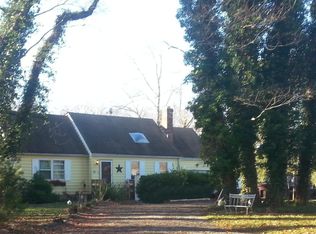 81 Lemon Rd, Farmingdale, NJ 07727