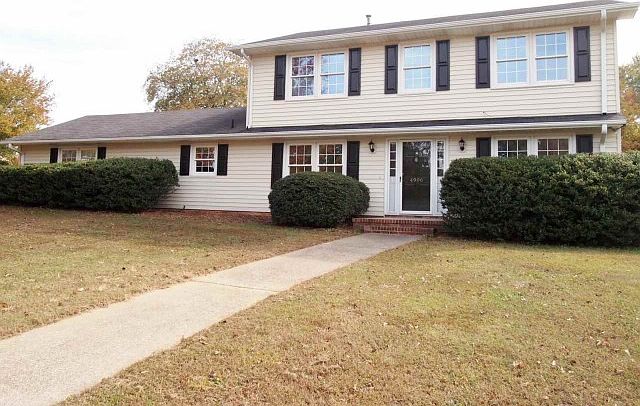 1st image of 4906 Armstrong Dr