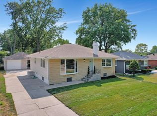 4321 W St, Lincoln, NE 68503