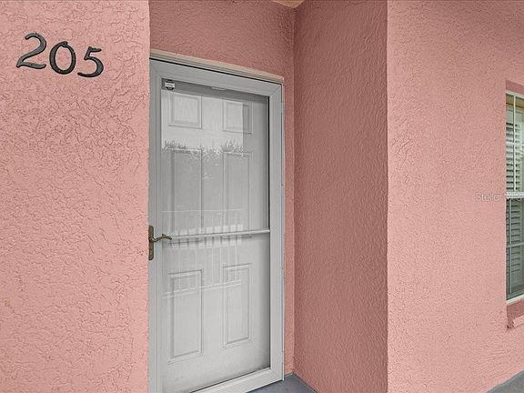 2nd image of 2061 Willow Hammock Cir Unit 205