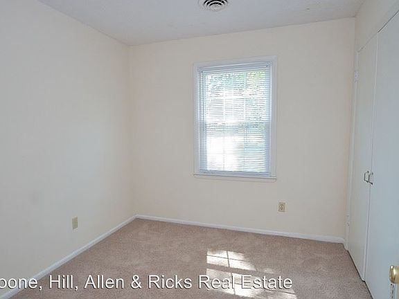 4th image of 133 Grange St