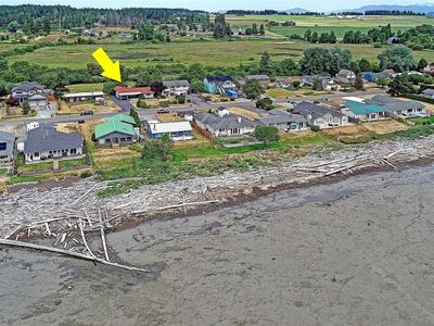 775 Livingston Bay Shore Drive, Camano Island, WA, 98282