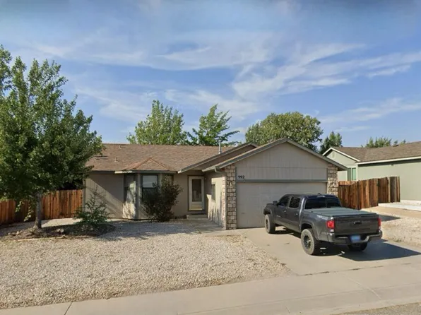 992 Ridgeview Dr, Carson City, NV 89705
