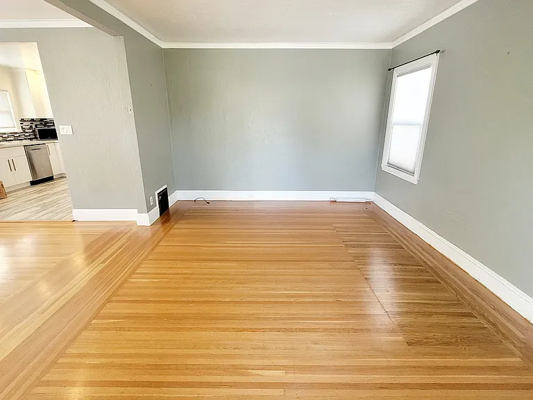 400 Maud Ave — Photo 4