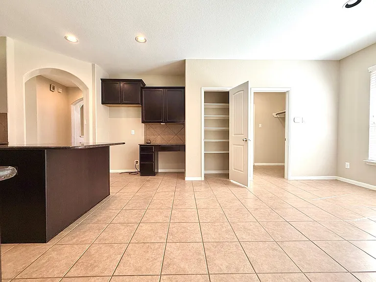 8139 Edenwood Dr — Photo 20
