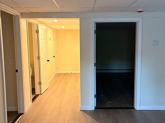 5th image of 237 Main St #2
