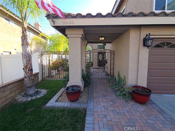 3rd image of 9685 Pebble Brook Dr