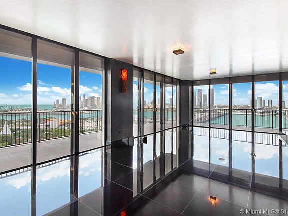 2nd image of 1000 Venetian Way APT 2102