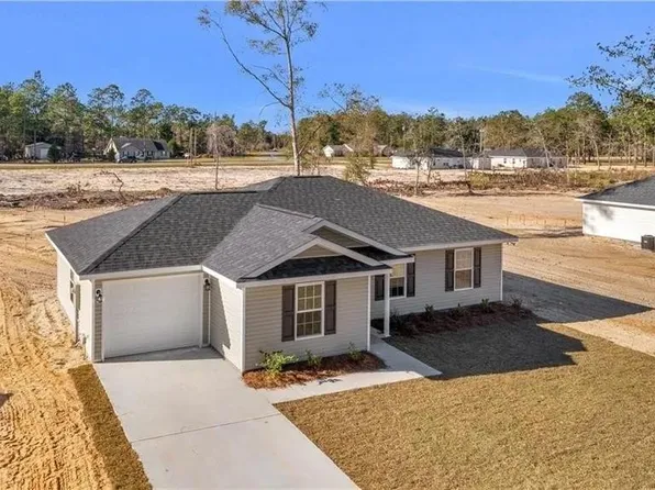 218 Pine Ridge Rd, Jesup, GA 31545