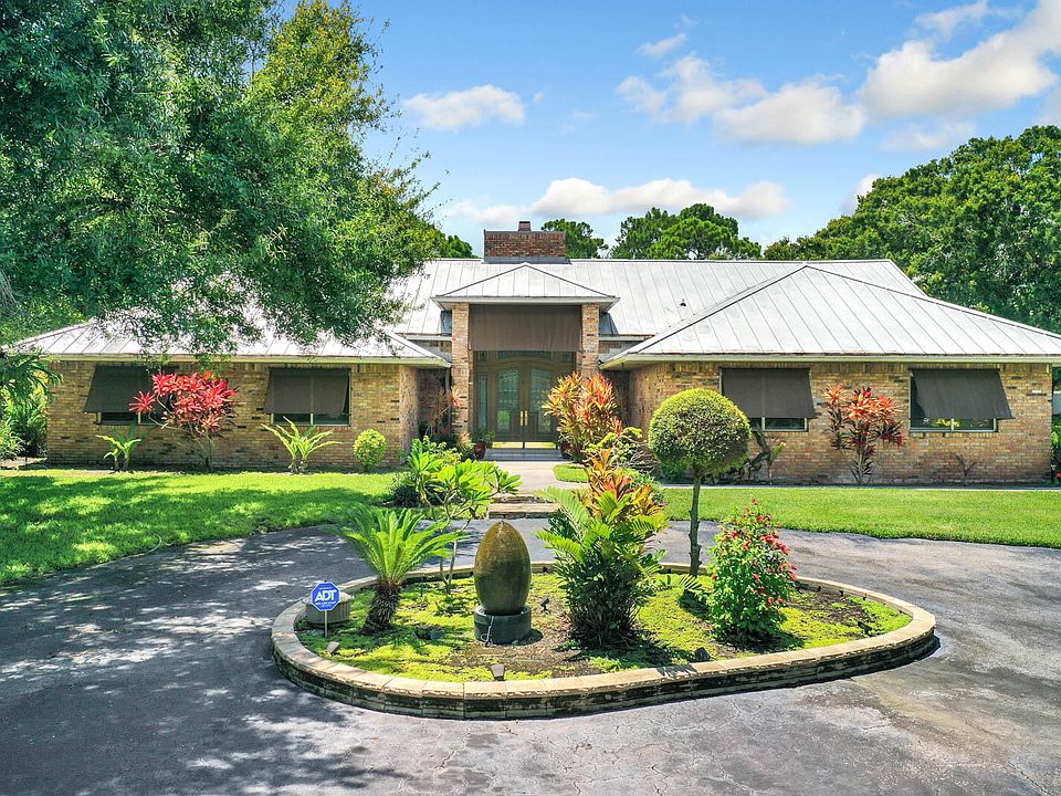 8850 Hidden Pines Rd, Fort Pierce, FL 34945 Zillow