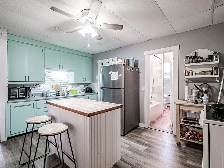 82 Foss St #2 — Photo 10
