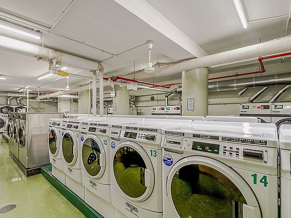 5th image of 70-25 Yellowstone Blvd #17D
