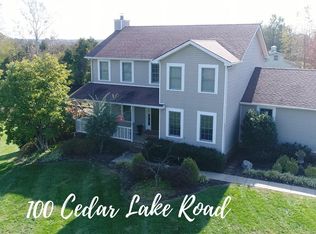 100 Cedar Lake Rd, Versailles, KY 40383