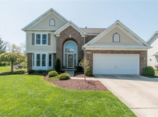 19295 Blue Spruce Dr, Strongsville, OH