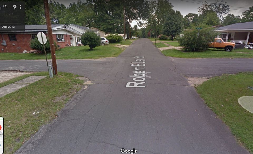 2nd image of 1729 Robert E Lee St