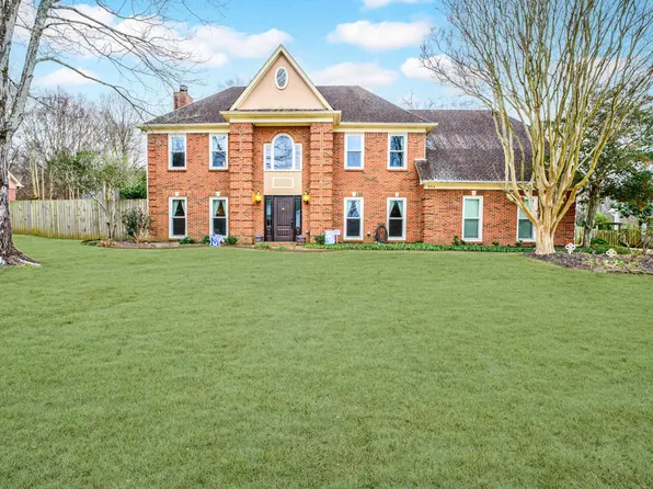 354 Hound Hill Pl, Collierville, TN 38017