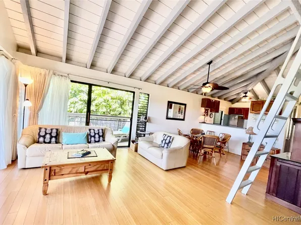 50 Kepuhi Pl #201, Maunaloa, HI 96770