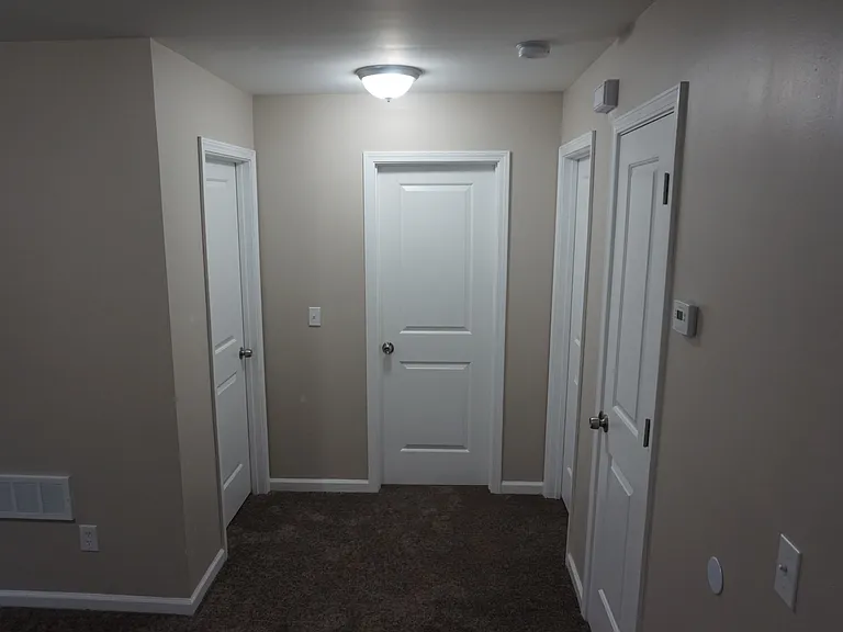 4044 Allen St — Photo 7