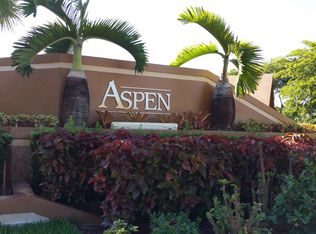 18940 NW 67th Pl, Hialeah, FL 33015