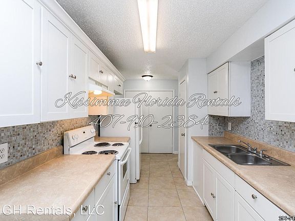 2nd image of 296 Flower Ln APT 5