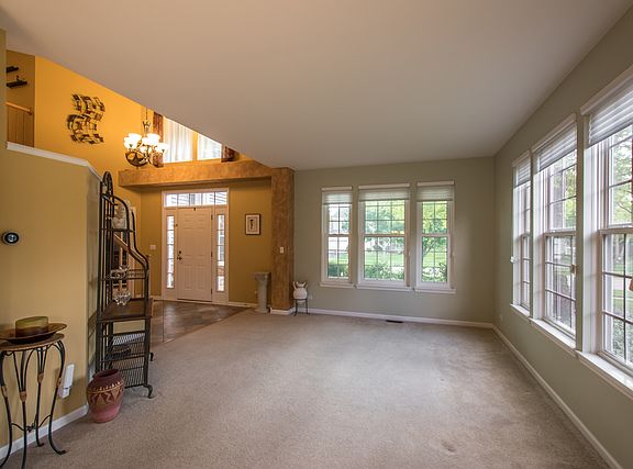5th image of 2873 Davenport Dr