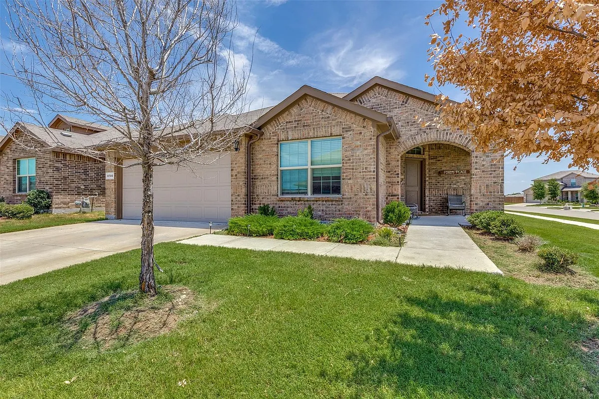 Building Photo - 8700 Smokehouse Dr